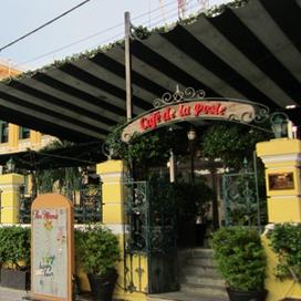 Khach hang Cafe de la poste